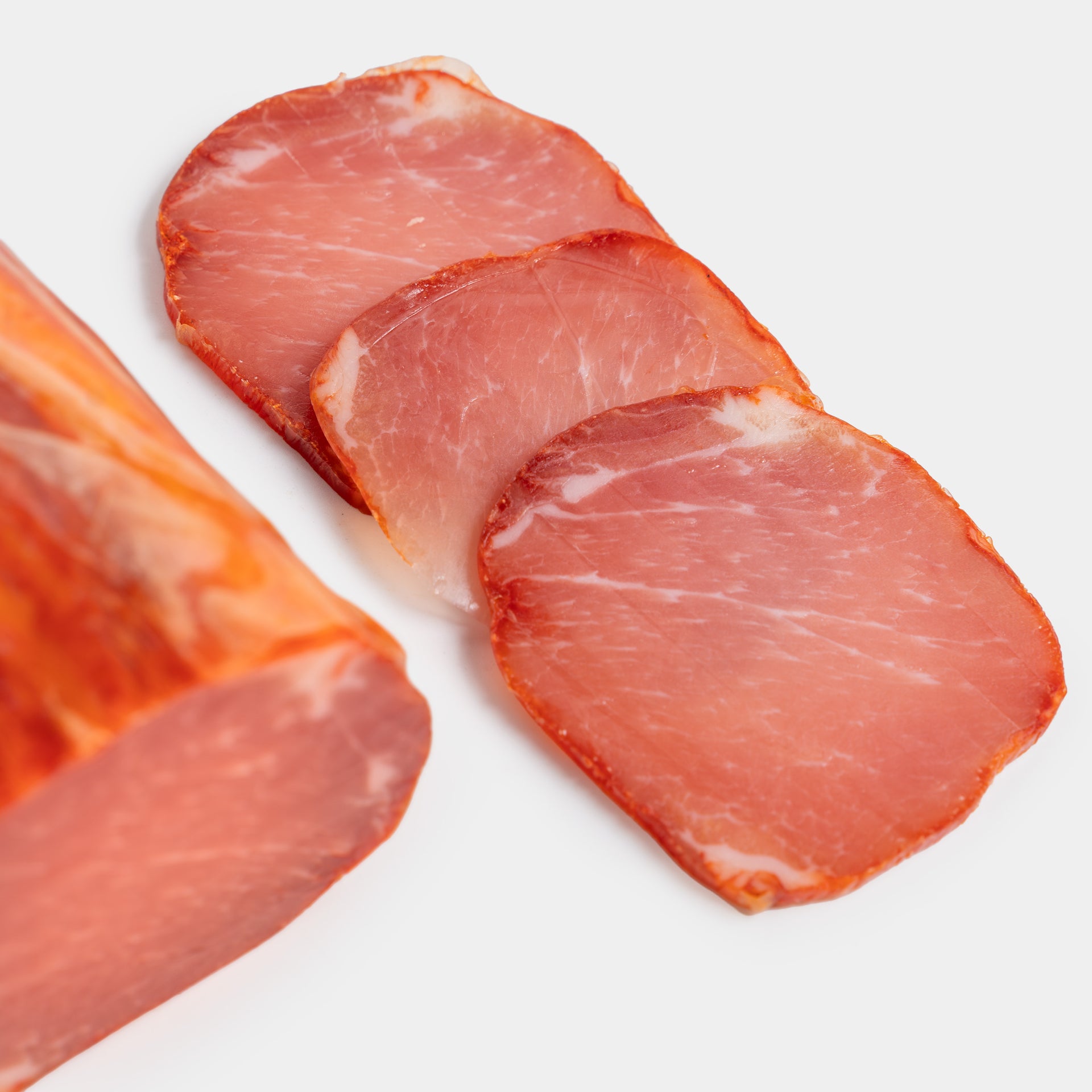 Vacuum-packed cured pork loin