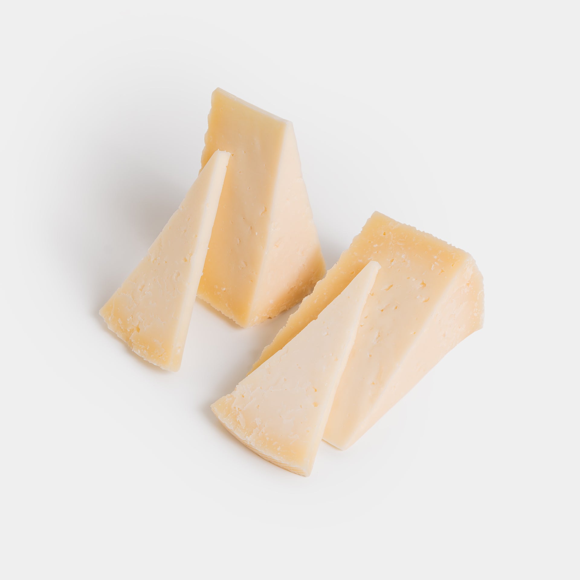 Cured sheep's cheese made with raw milk - La Val